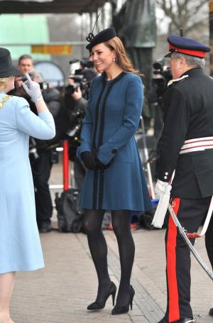 Pics of Kate Middleton - ladylike dresses - Kate-Middleton-Pregnant-Style-Photos.jpg